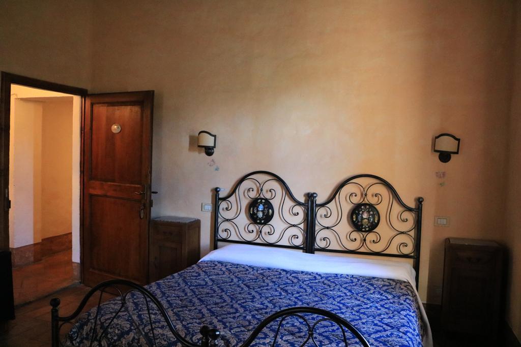 San Buonaventura Bed & Breakfast Bagno Vignoni Phòng bức ảnh